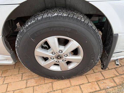 Used 2021 Mercedes-Benz Sprinter 2500 image 6