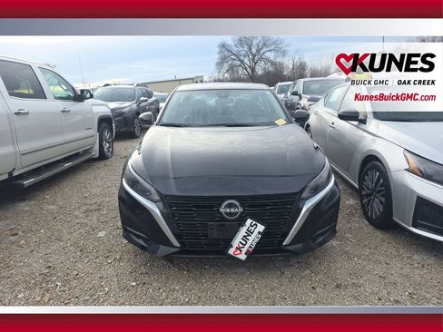 Used 2024 Nissan Altima 2.5 SL image 3