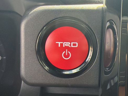 Used 2025 Toyota 4Runner TRD Pro AWD/4WD image 17