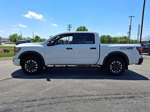 Used 2024 Nissan Titan PRO-4X w/ Pro-4x Convenience Package AWD/4WD image 6