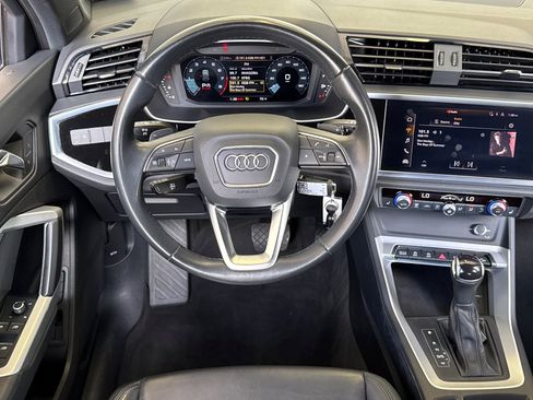 Used 2022 Audi Q3 2.0T Premium image 14