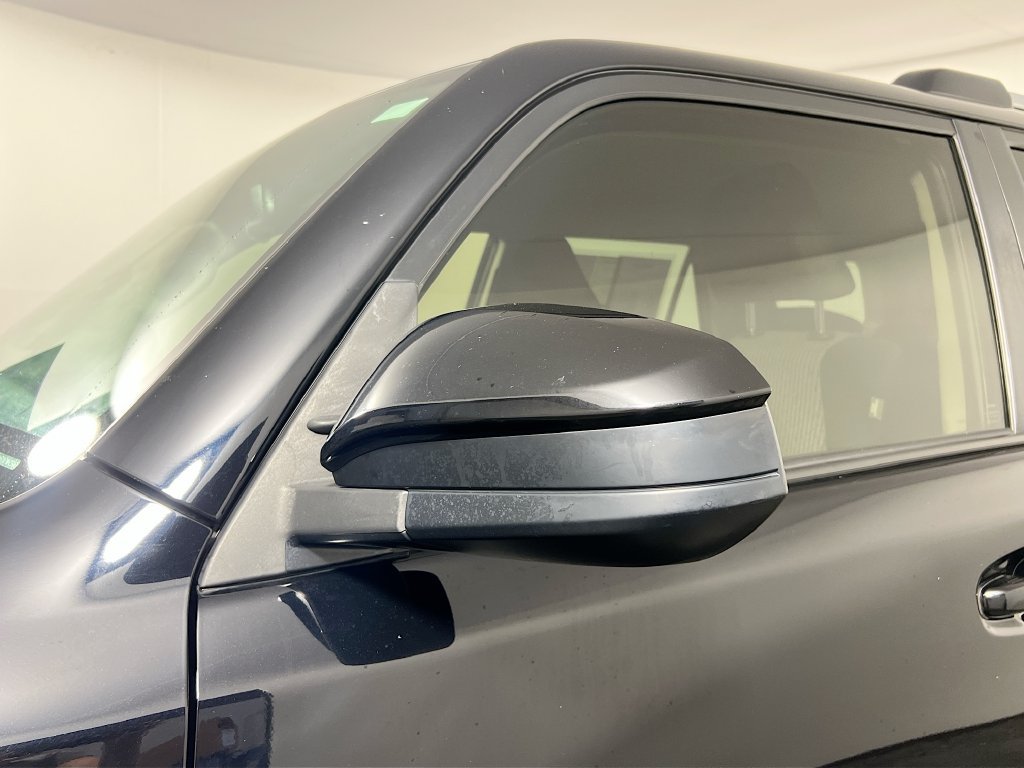 Used 2022 Toyota 4Runner SR5 RWD image 10
