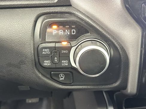 Used 2024 RAM 1500 Big Horn AWD/4WD image 23
