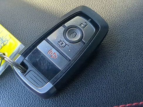 Used 2025 Ford Escape ST-Line FWD image 26