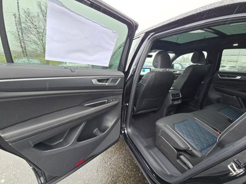 New 2026 Volkswagen Atlas Cross Sport SEL Premium R-Line image 19