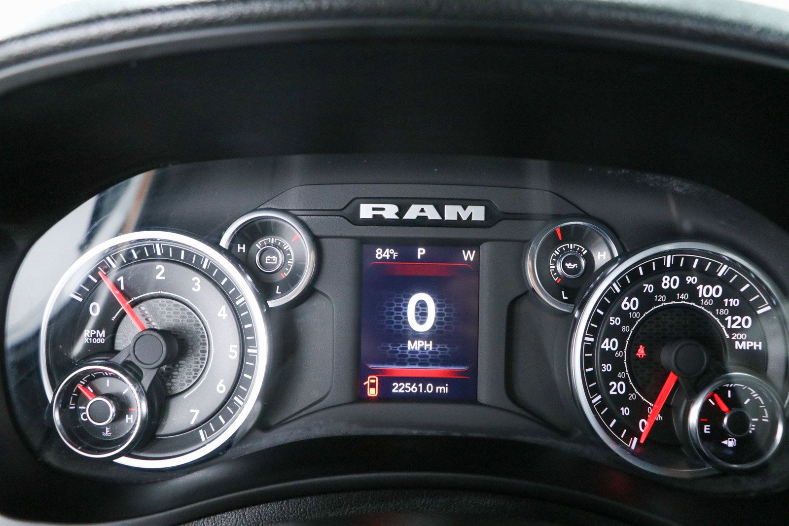 Used 2024 RAM 2500 Tradesman w/ Chrome Appearance Group AWD/4WD image 16