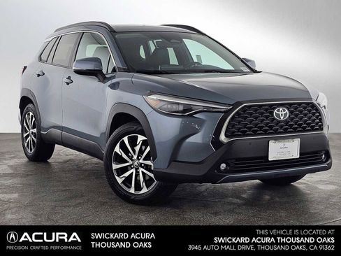 Used 2024 Toyota Corolla Cross XLE w/ Convenience Package image 1