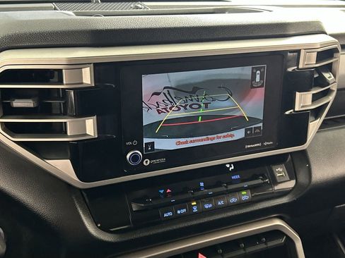 Used 2022 Toyota Tundra SR5 image 18