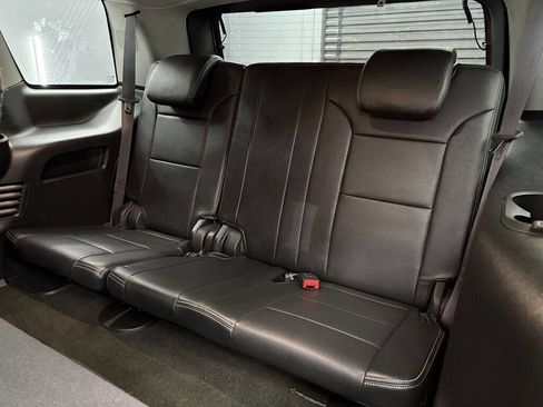 Used 2017 GMC Yukon SLE w/ HD Trailering Package image 12