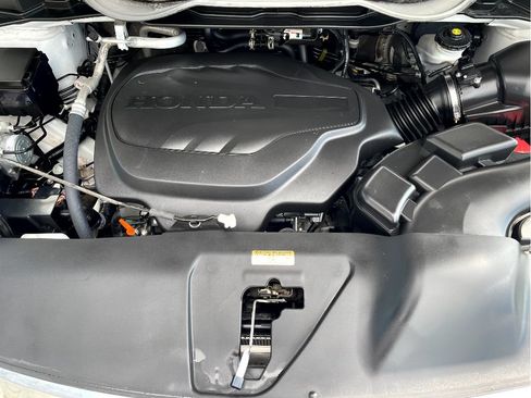 Used 2024 Honda Odyssey Touring image 7