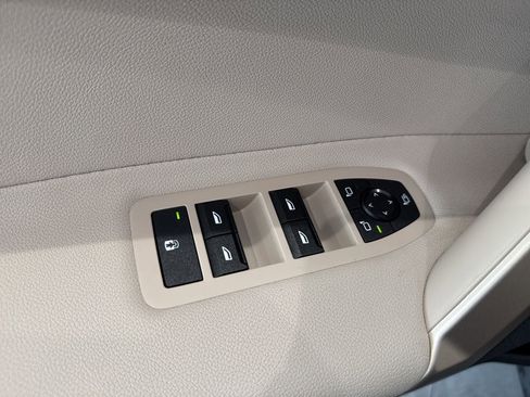 Certified 2023 BMW iX xDrive50 w/ Sport Package AWD/4WD image 37