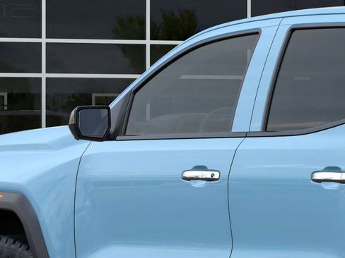 New 2026 GMC Canyon Denali image 12