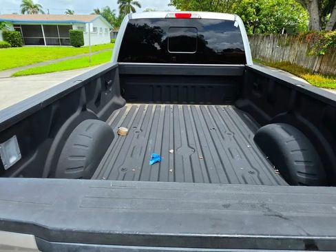 Used 2017 Ford F250 Lariat w/ Lariat Value Package AWD/4WD image 14