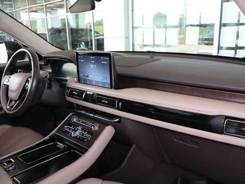 Used 2021 Lincoln Aviator Reserve w/ Equipment Group 201A RWD image 49