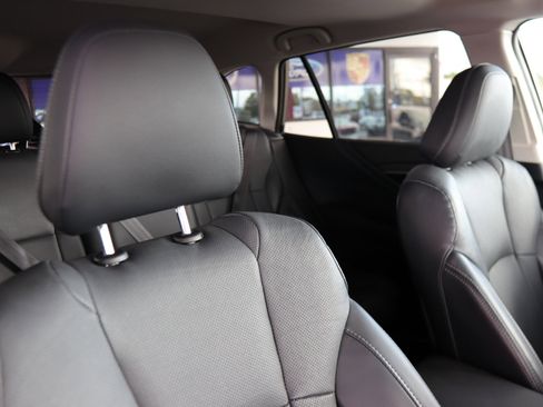 Used 2023 Subaru Outback Limited image 40