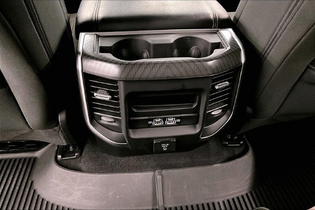 Used 2025 RAM 1500 Big Horn AWD/4WD image 32