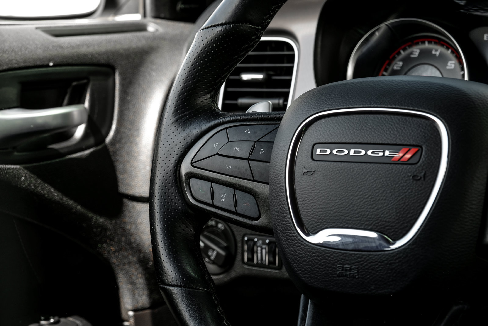 Used 2023 Dodge Charger Scat Pack w/ Harman/Kardon Audio Group RWD image 15