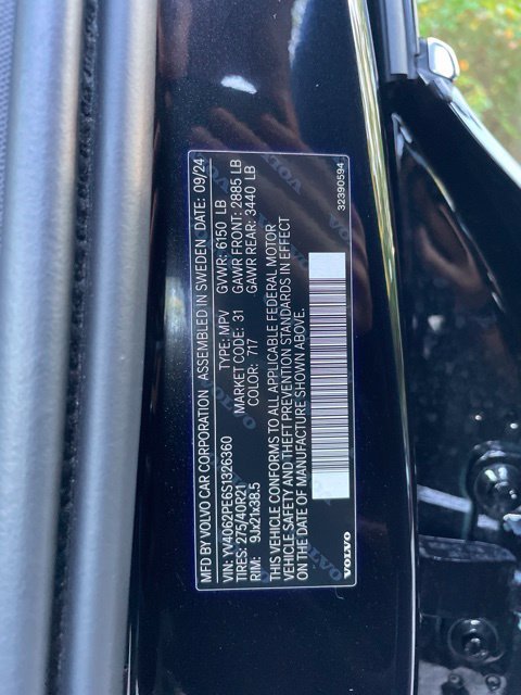 Certified 2025 Volvo XC90 B6 Plus w/ Protection Package AWD/4WD image 29