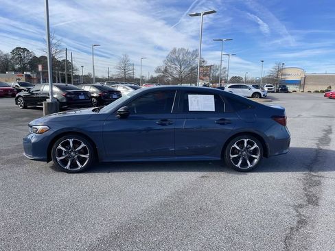 Used 2025 Honda Civic Sport image 6