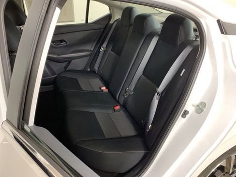 Used 2025 Nissan Sentra SV w/ All-Weather Package FWD image 28
