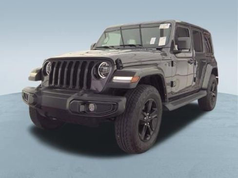Used 2021 Jeep Wrangler Unlimited Sahara AWD/4WD image 2