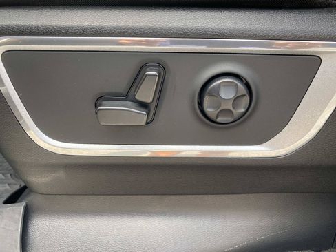 Used 2021 RAM 1500 Laramie AWD/4WD image 25