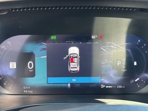 Certified 2026 Volvo XC40 B5 Plus AWD/4WD image 15