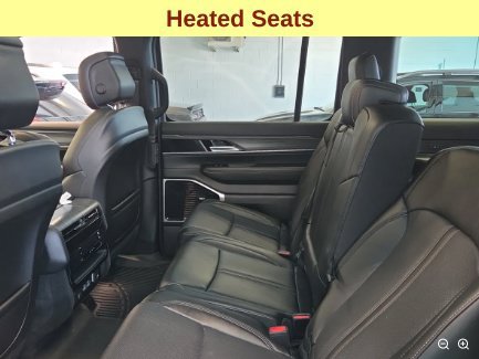 Used 2024 Jeep Wagoneer L Series III w/ Premium Group I AWD/4WD image 13