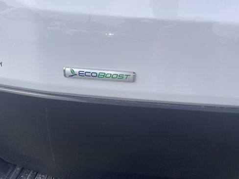 Used 2022 Ford Transit 350 XLT image 10