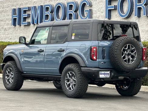 New 2025 Ford Bronco Badlands image 6