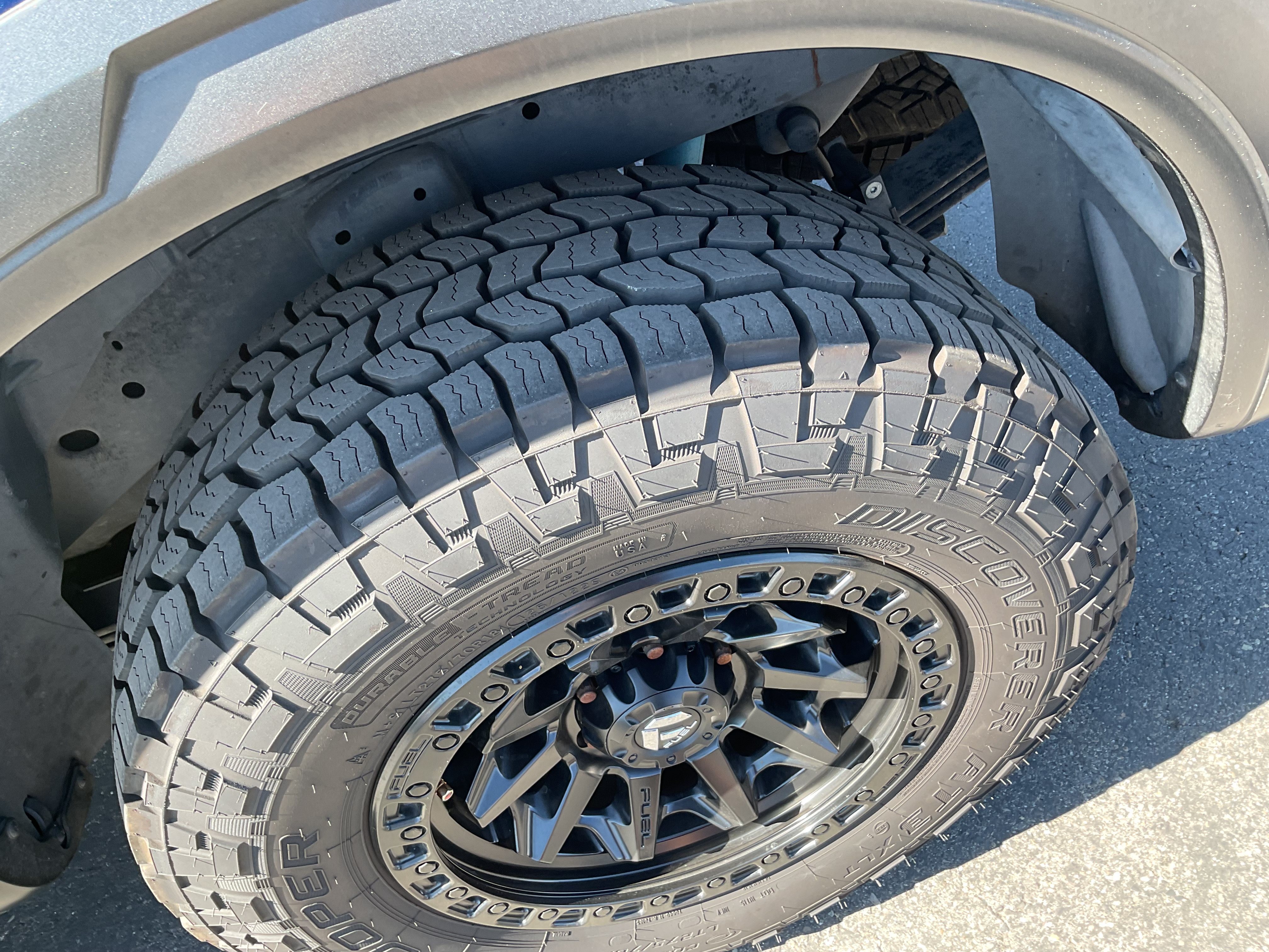 Used 2021 Nissan Titan PRO-4X w/ Pro-4x Convenience Package AWD/4WD image 18