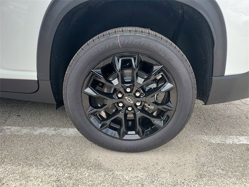 New 2026 Chevrolet Traverse LT w/ Midnight/Sport Edition image 11