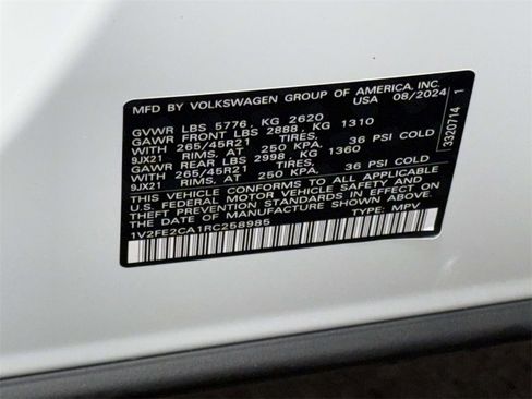 Used 2024 Volkswagen Atlas Cross Sport SEL Premium R-Line image 31