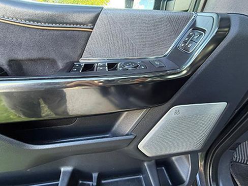 Used 2021 Ford F150 Platinum AWD/4WD image 26
