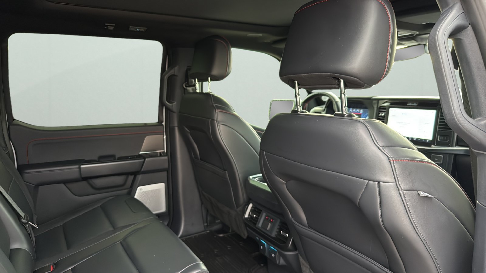 Used 2025 Ford F150 Raptor AWD/4WD image 56