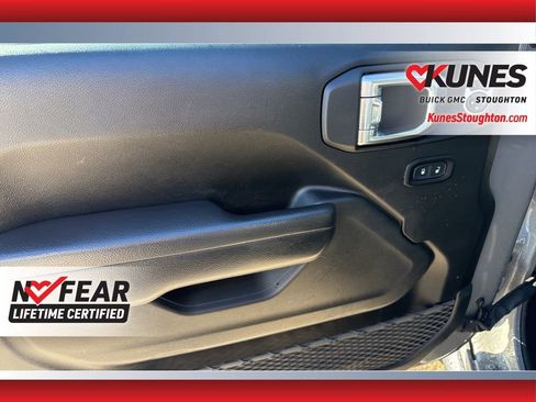 Used 2022 Jeep Gladiator Mojave w/ LED Lighting Group image 20