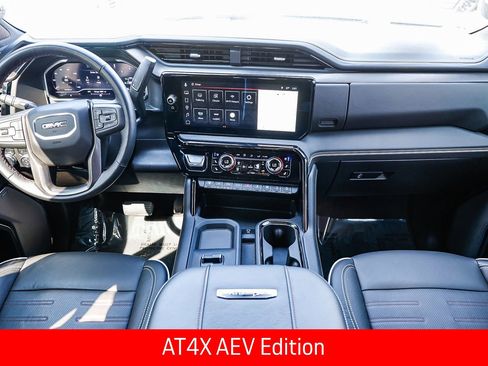 Used 2025 GMC Sierra 2500 AT4X w/ AT4X AEV Edition AWD/4WD image 10