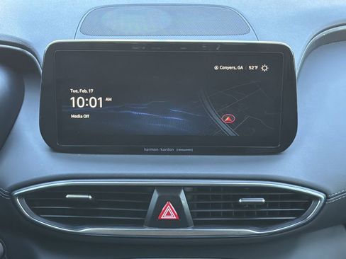 Used 2023 Hyundai Santa Fe SEL w/ Premium Package image 4