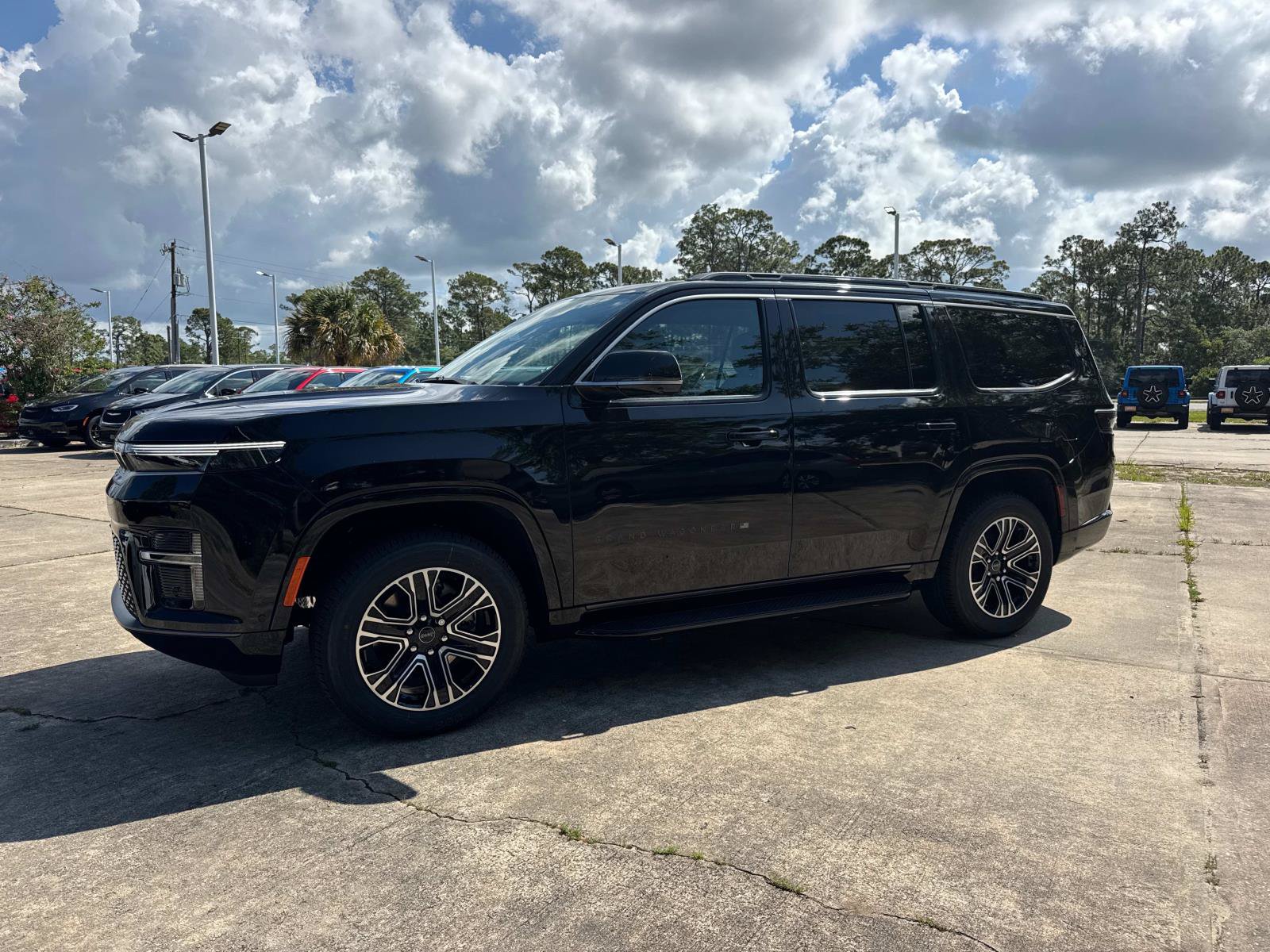 New 2026 Jeep Grand Wagoneer 2WD w/ Premium Group I image 7