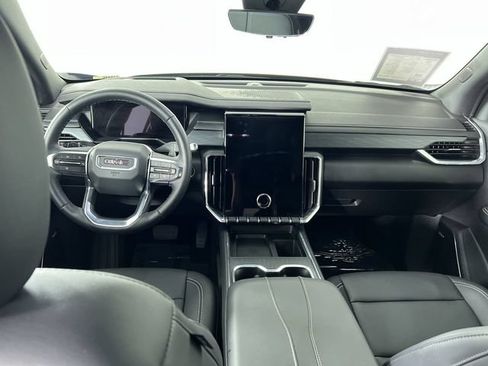Used 2026 GMC Acadia Elevation w/ Elevation Premium Package FWD image 20