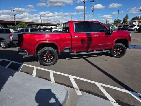 Used 2024 GMC Sierra 2500 SLT w/ SLT Premium Package image 23