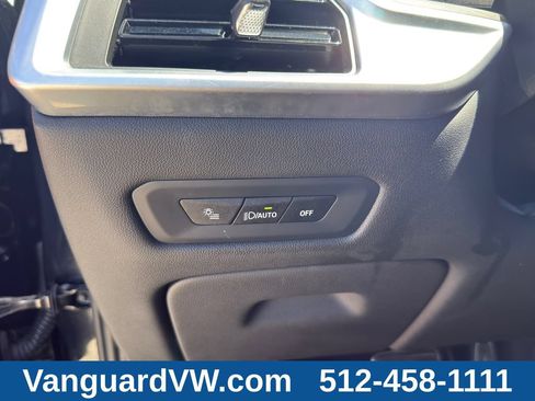 Used 2024 BMW X5 sDrive40i w/ M Sport Package RWD image 23