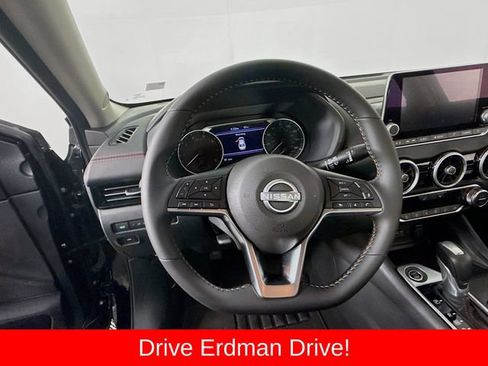 Used 2025 Nissan Sentra SR w/ Midnight Edition FWD image 11