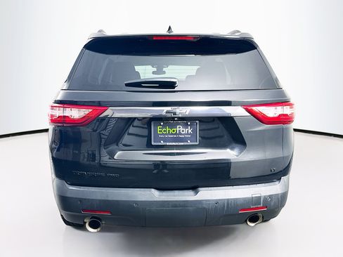 Used 2020 Chevrolet Traverse LT w/ LPO, Blackout Package AWD/4WD image 7