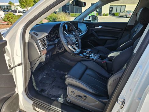 Used 2024 Audi Q5 2.0T Premium Plus image 17