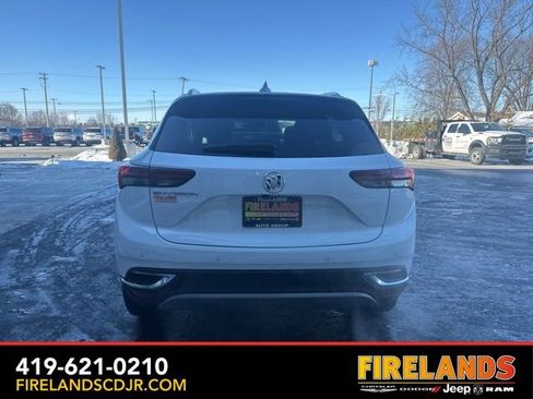 Used 2022 Buick Envision Preferred image 6