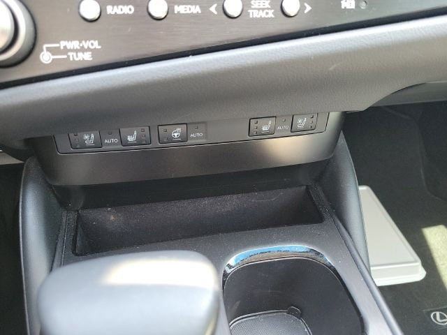 Used 2023 Lexus ES 250 w/ Premium Package AWD/4WD image 30