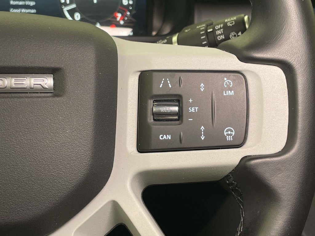 Used 2024 Land Rover Defender 110 S AWD/4WD image 31