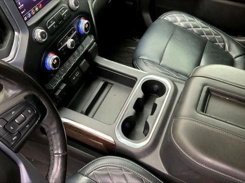 Used 2020 GMC Sierra 1500 Elevation w/ Elevation Value Package image 16