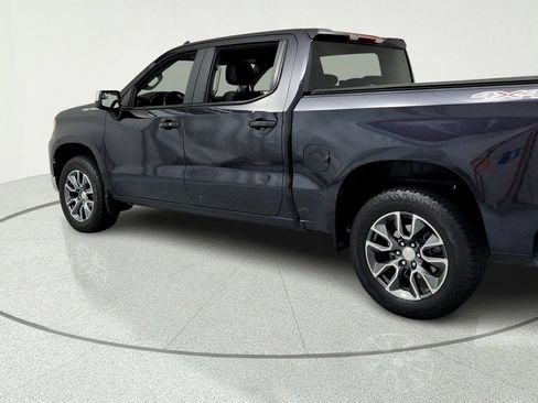 Used 2024 Chevrolet Silverado 1500 LT AWD/4WD image 3